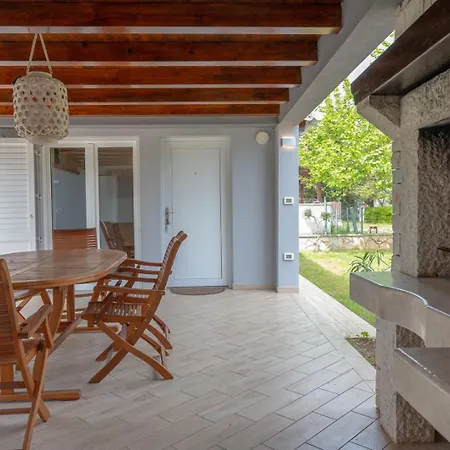 Peroj Sea Terrace House * Vodnjan