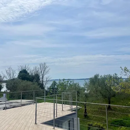 Peroj Sea Terrace House Vodnjan